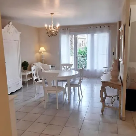 Holiday home Gites Entiers 