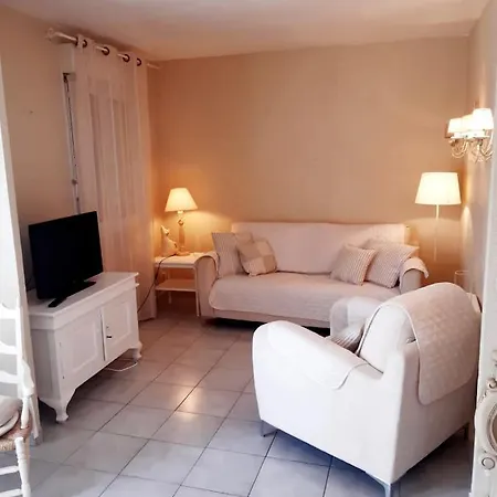 Holiday home Gites Entiers 